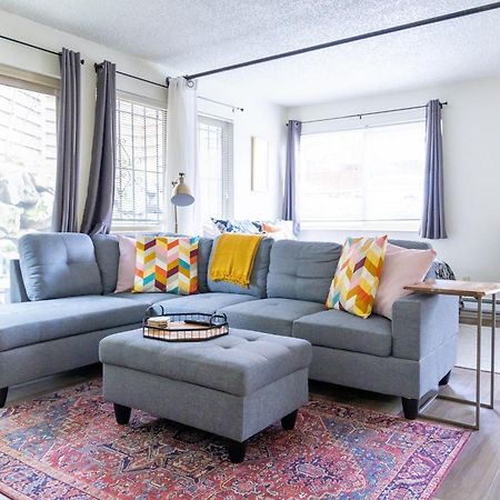סיאטל King Bed + Studio! Free Parking, Patio, Wfh Space! מראה חיצוני תמונה
