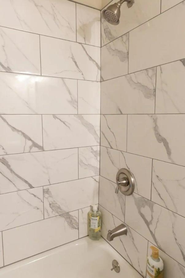 סיאטל King Bed + Studio! Free Parking, Patio, Wfh Space! מראה חיצוני תמונה