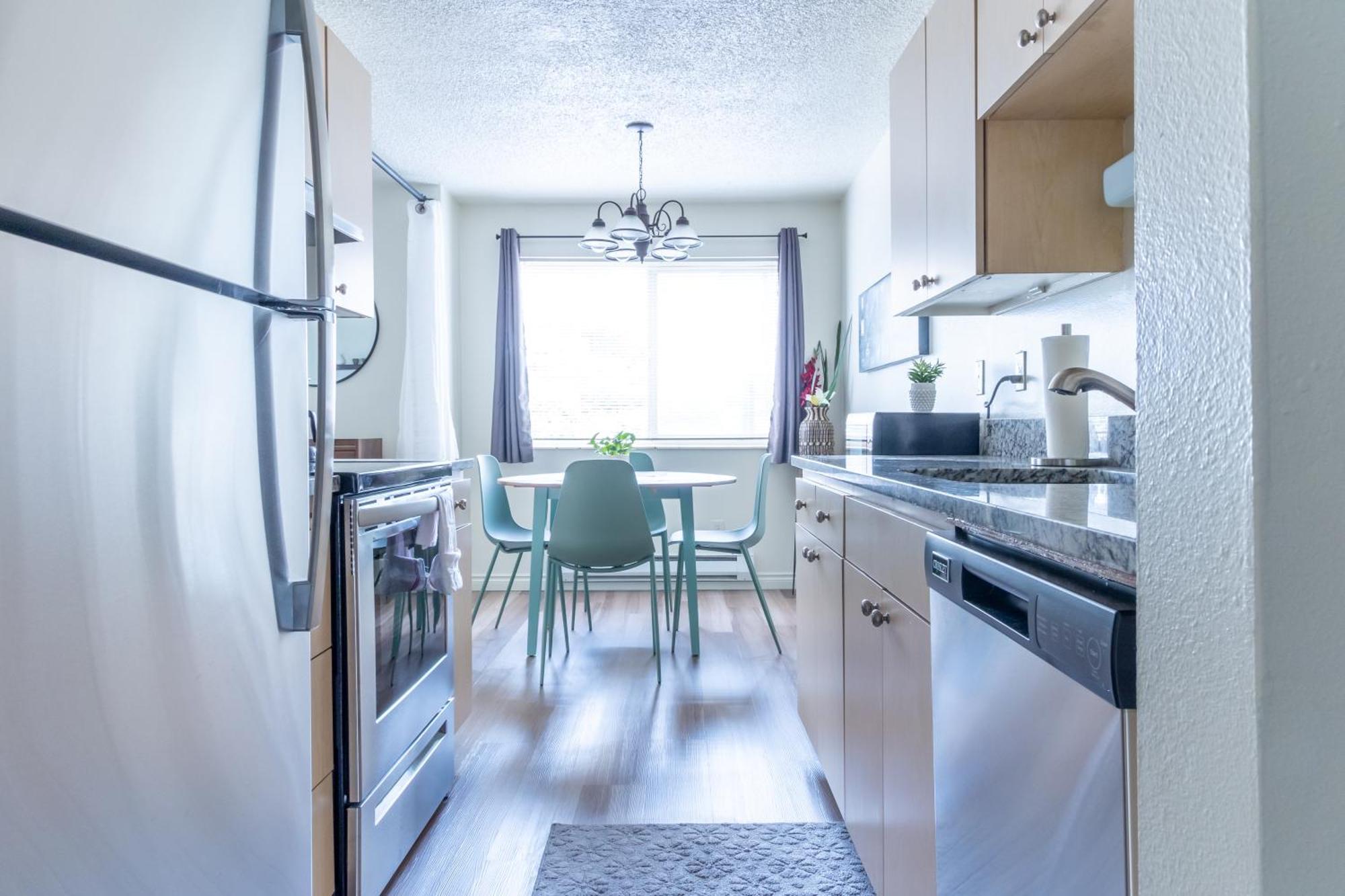 סיאטל King Bed + Studio! Free Parking, Patio, Wfh Space! מראה חיצוני תמונה